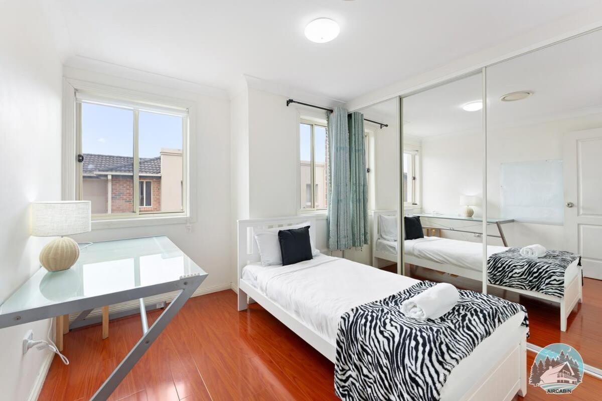 Holiday home Aircabin - Seven Hills - Lovely - 3 Beds Townhouse *