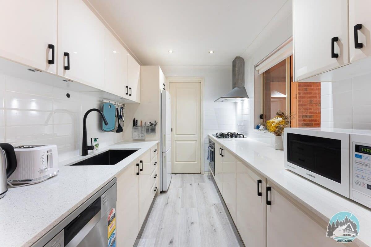 Holiday home Aircabin - Seven Hills - Lovely - 3 Beds Townhouse