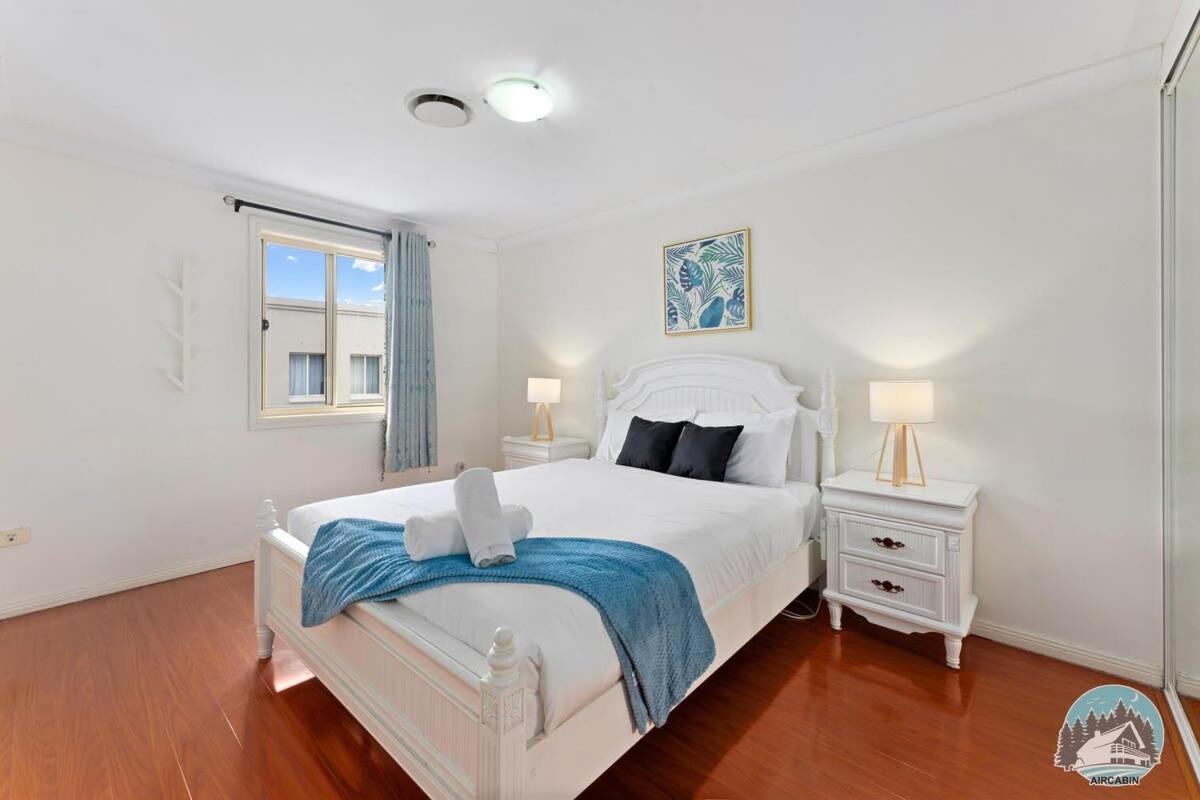 Holiday home Aircabin - Seven Hills - Lovely - 3 Beds Townhouse Blacktown